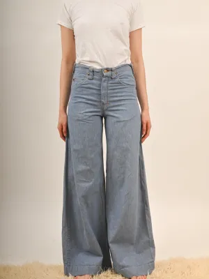 1970s High Waisted Light Wash Denim Big Blue Bellbottoms