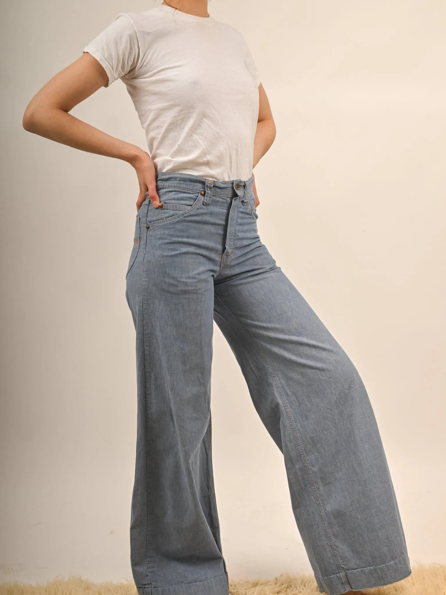 1970s High Waisted Light Wash Denim Big Blue Bellbottoms