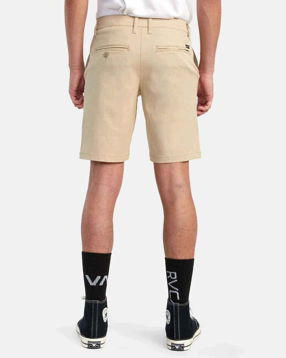 Back In 19" Hybrid Shorts - Khaki