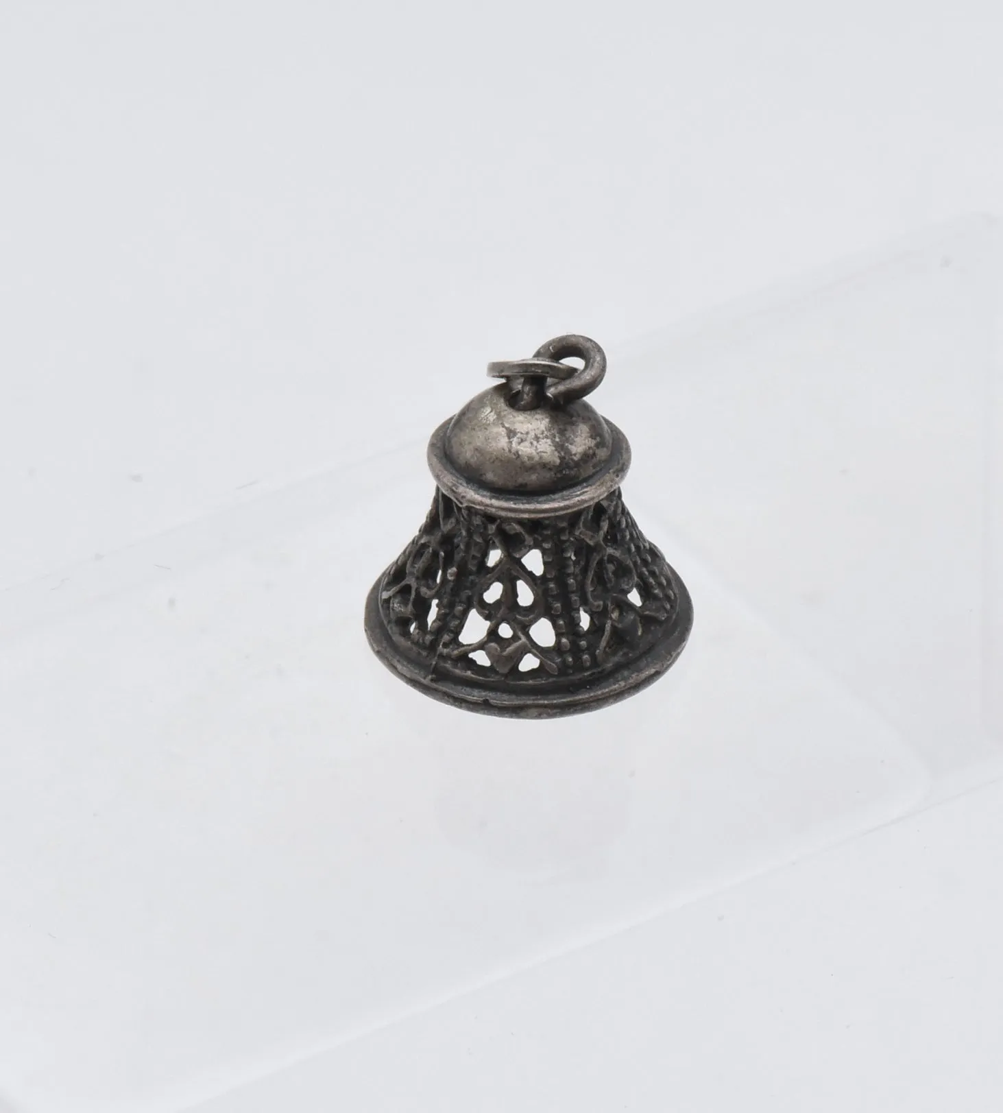 Beau - Vintage Sterling Filigree Bell Charm