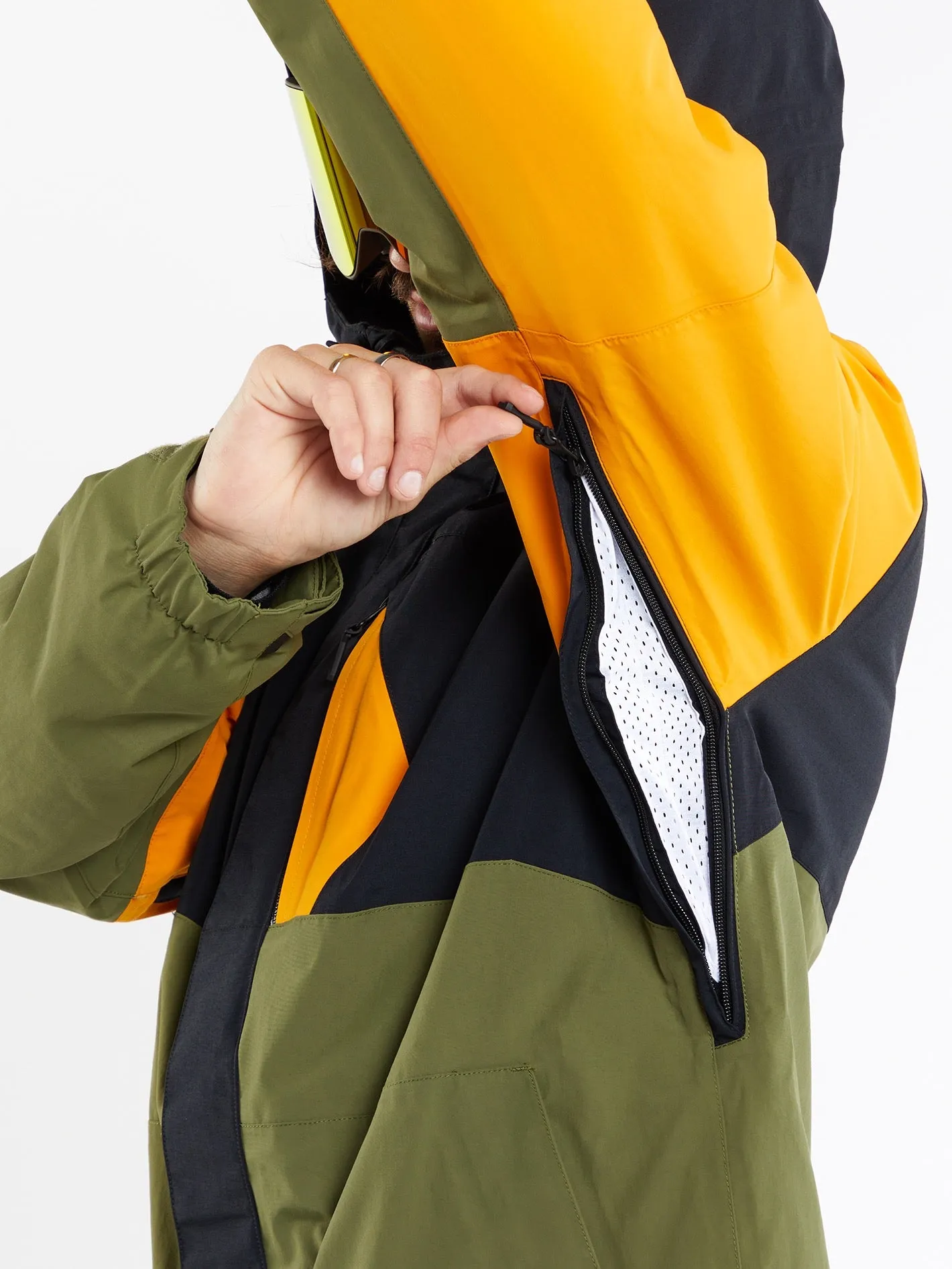 L Insulated Gore-Tex Jacket - GOLD