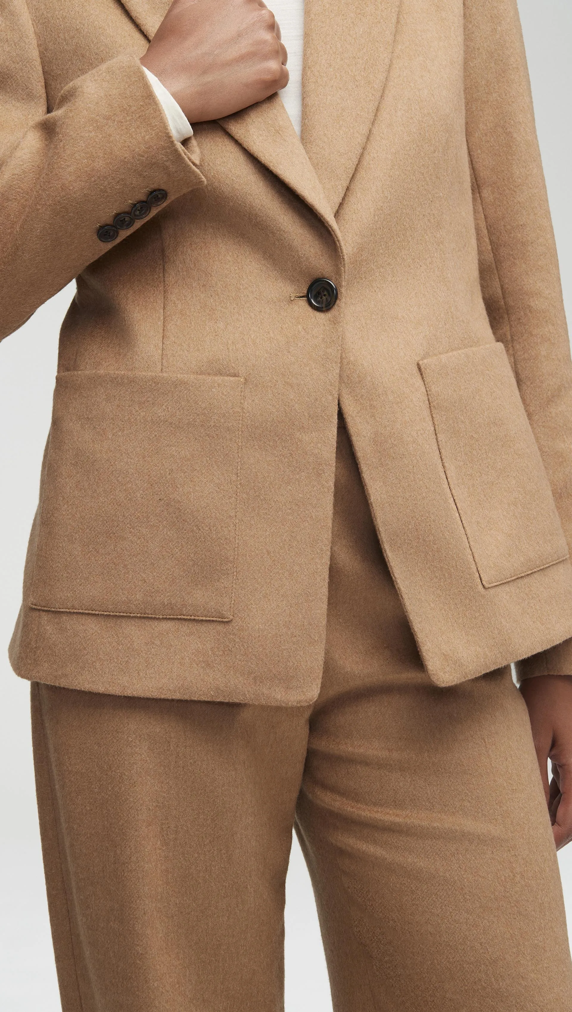 Patch Pocket Blazer in Textured Wool | Camel