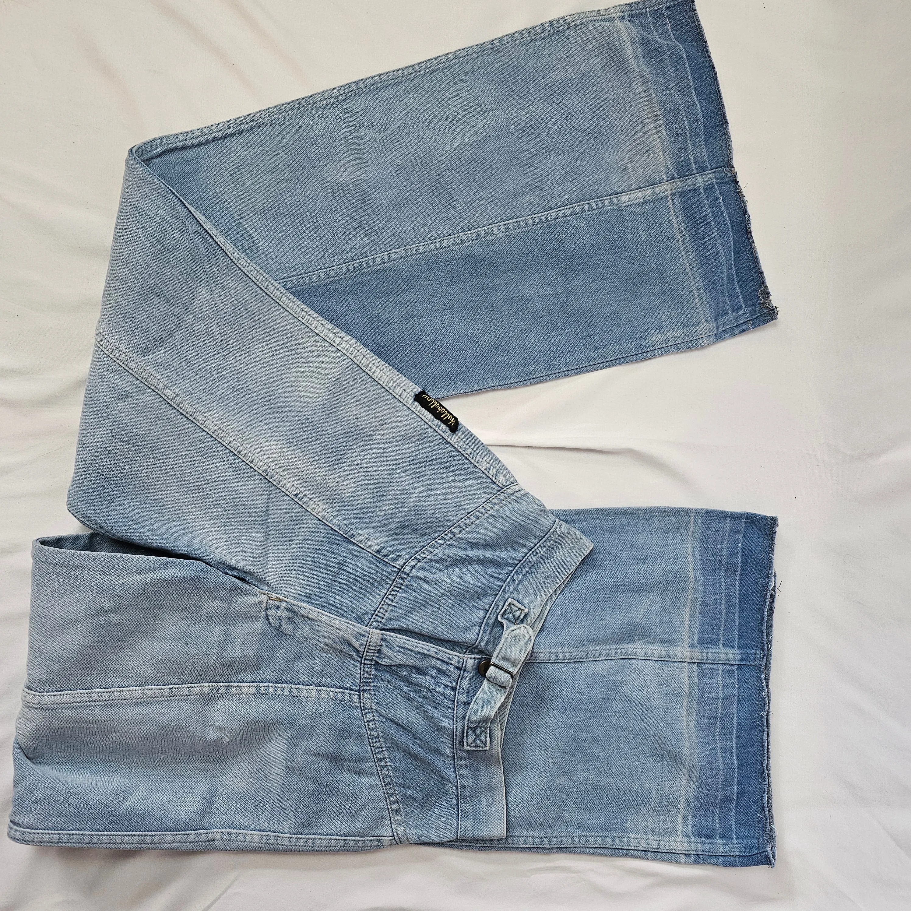 Vintage 1970s Hullabaloo original Denim Jeans - High Waist • Bell Bottom’s XXS 6/7