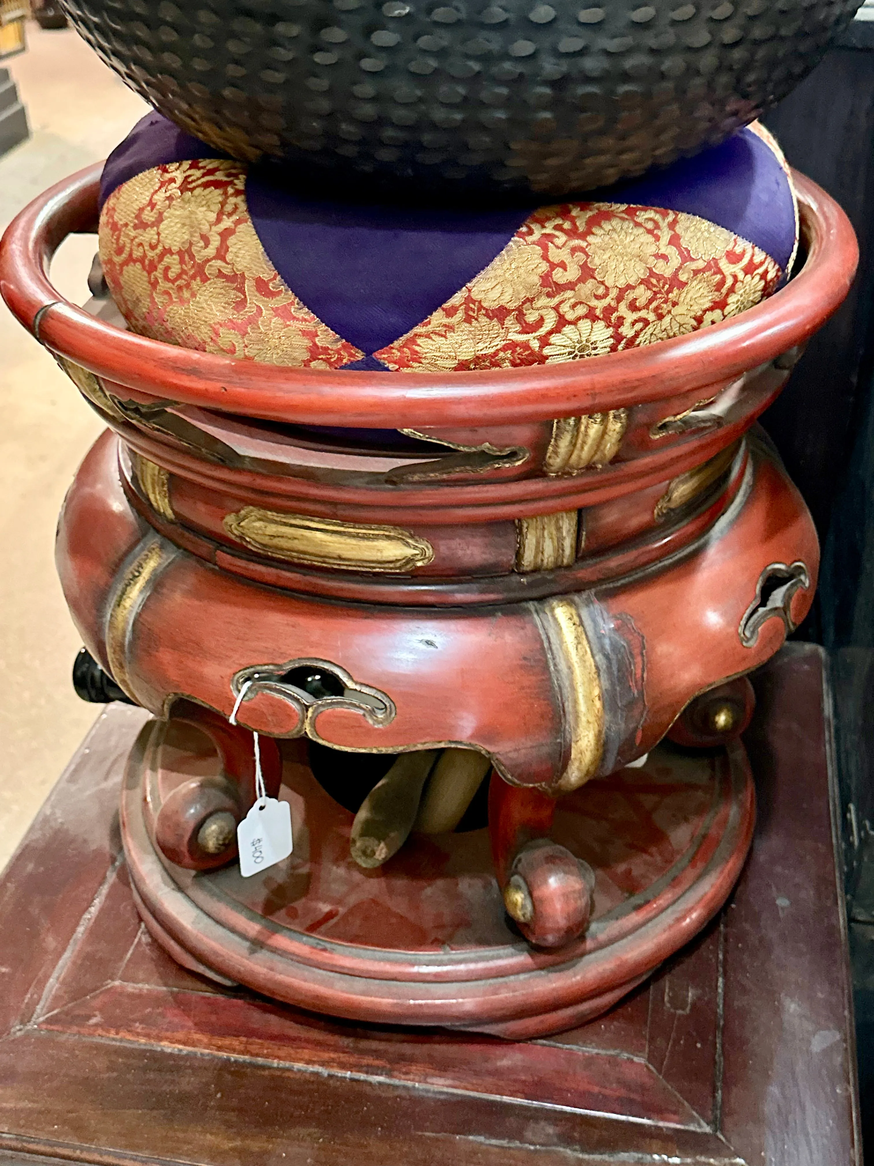 Vintage Japanese Orin Bell Stand Pedestal Red & Gold Lacquer 15"