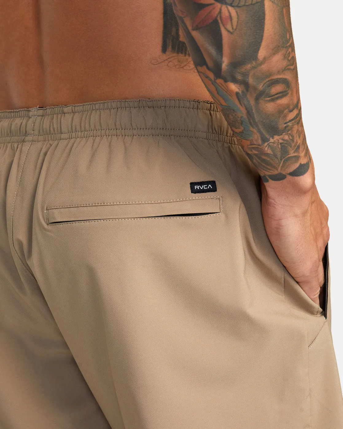 Yogger Stretch 17" Athletic Shorts - Dark Khaki